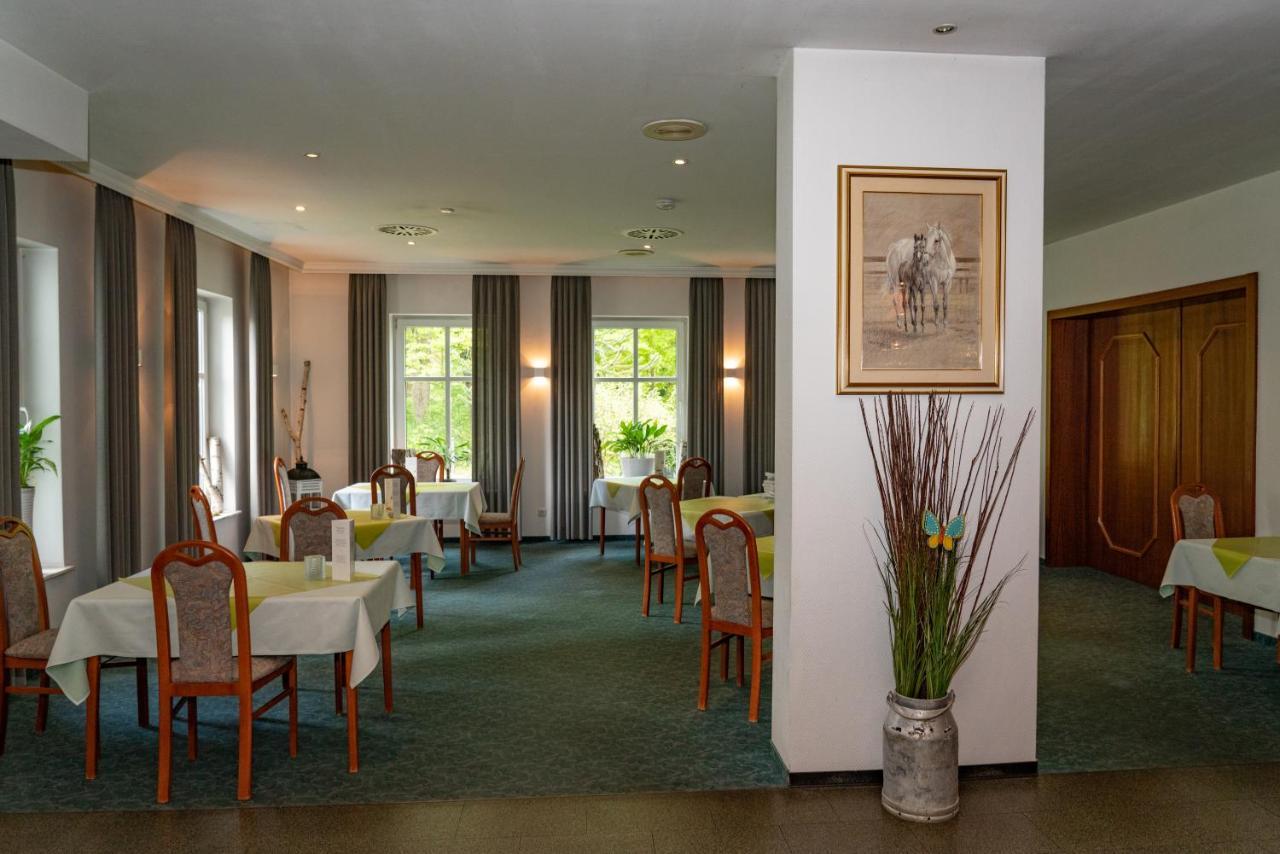 Parkhotel Neustadt Garni מראה חיצוני תמונה